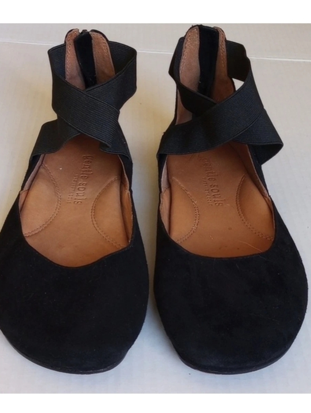 Gentle Souls by Kenneth Cole Bay Unique Black Suede Ballet Flats Women's 9